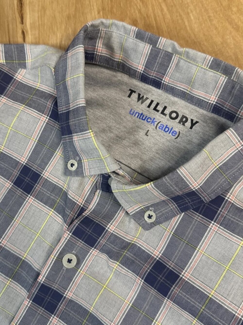 Twillory Untuckable Men's Gray Plaid  Long Sleeve Button DownShirt Size Large